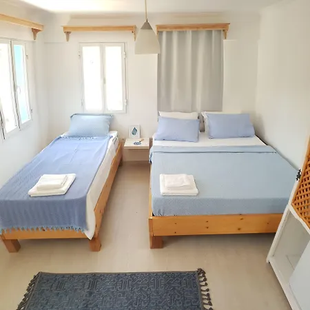 Couette-café Merih 3*