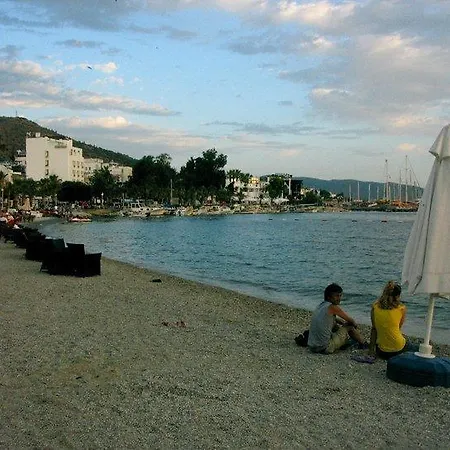 Merih Couette-café 3*