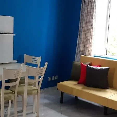 Merih Oda ve Kahvaltı 3*