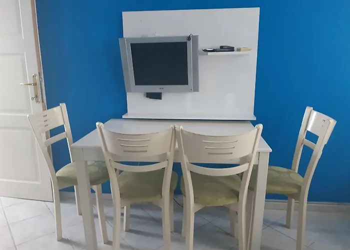 Merih Oda ve Kahvaltı 3*